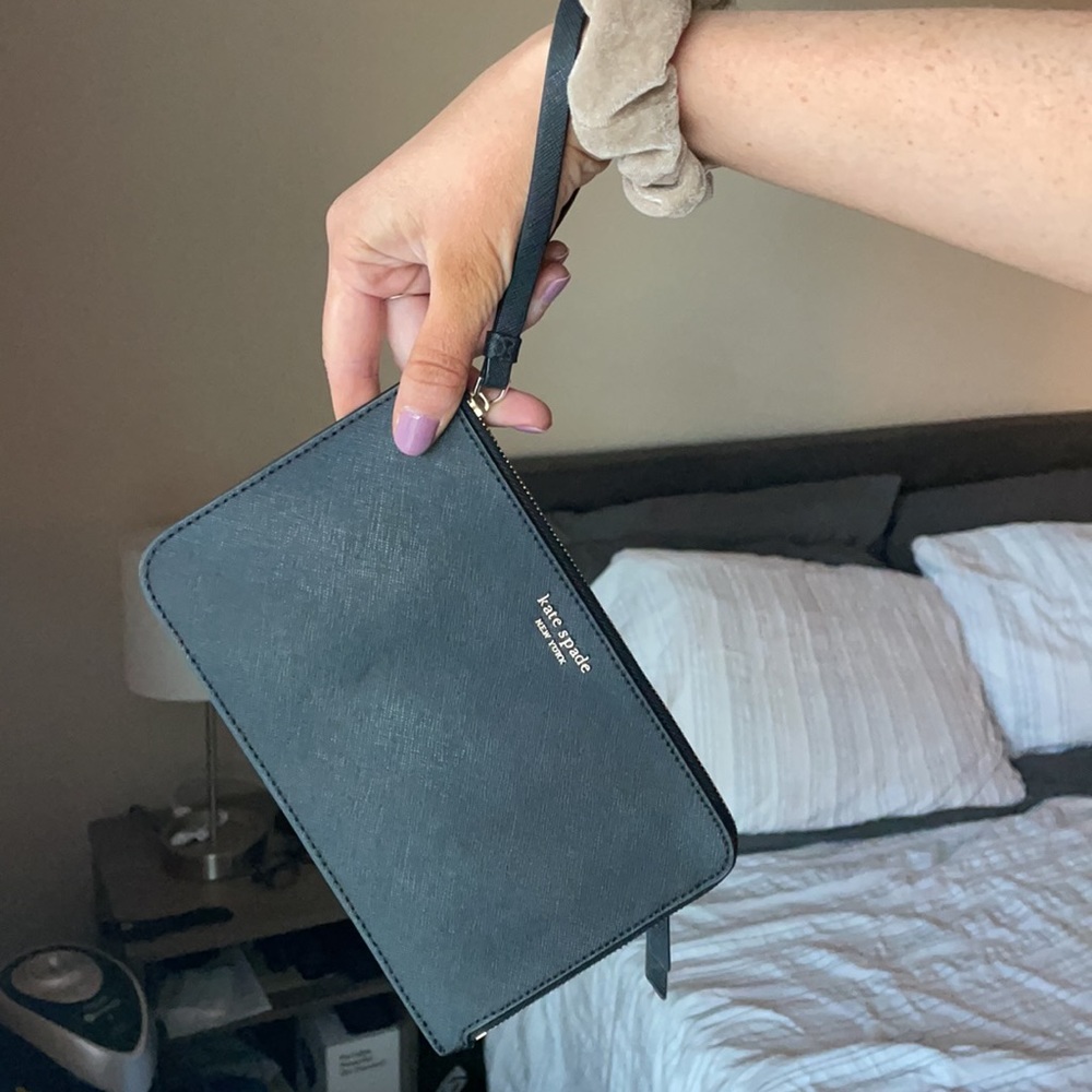 Black Kate Spade Wristlet